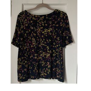 J Jill Blouse Women Size S black floral loft Wearever Collection  Top